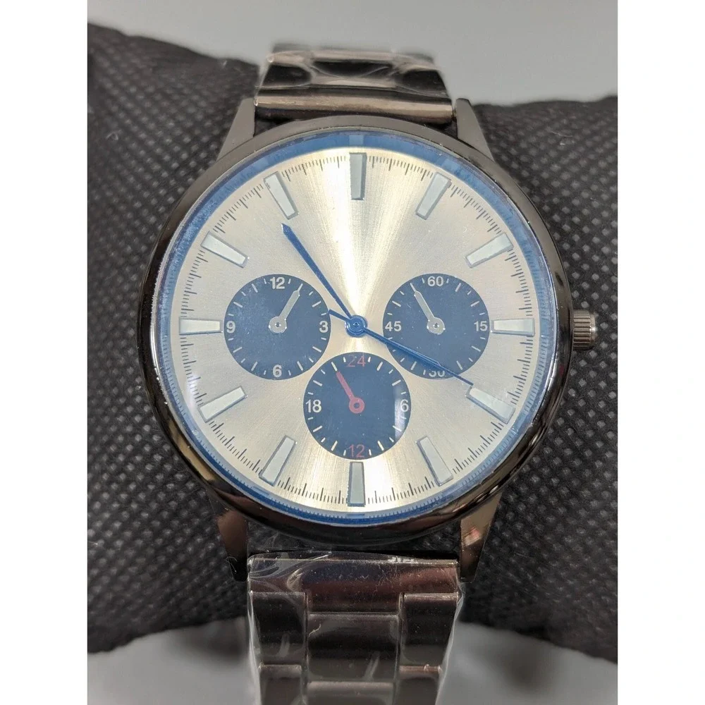 The Unbranded Brand men chronograph